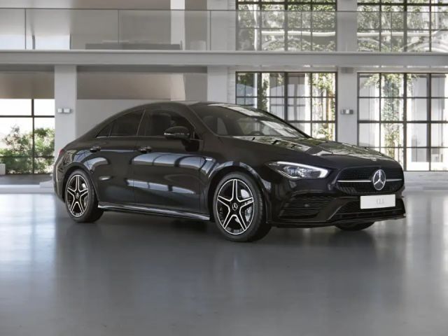 Mercedes-Benz CLA 200 AMG Line Sedan