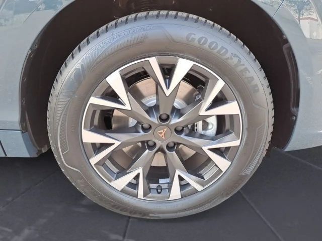 Cupra Terramar 1.5 e-Hybrid