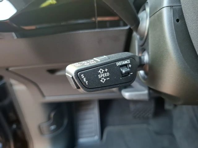 Audi e-tron 50 S-Line Sportback