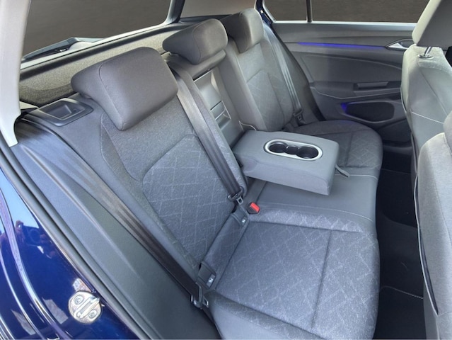 Volkswagen Golf 1.5 eTSI DSG Golf VIII Life