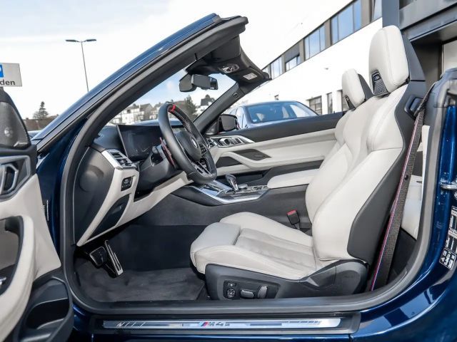 BMW M4 Cabrio Competition M-Sport xDrive