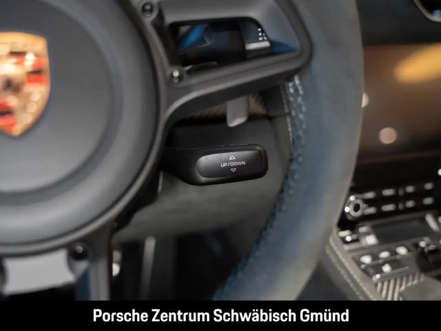 Porsche Cayman 718 RS