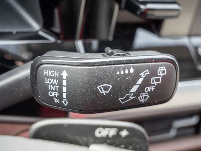 Volkswagen Multivan 2.0 TDI Lang Life T7