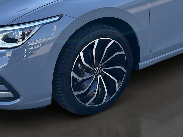 Volkswagen Golf 1.5 eTSI Golf VIII