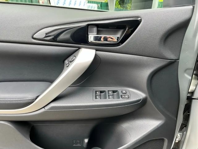 Mitsubishi Eclipse Cross 4WD CVT PHEV