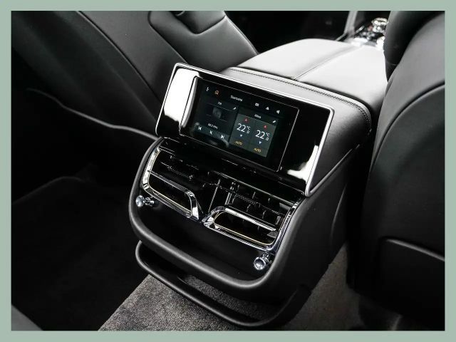 Bentley Flying Spur V8