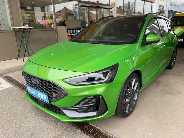 Ford Focus ST Line