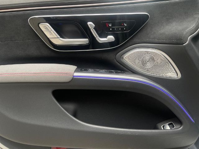 Mercedes-Benz EQS 450 Sedan