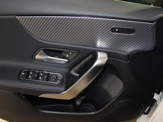 Mercedes-Benz A 180 Progressive