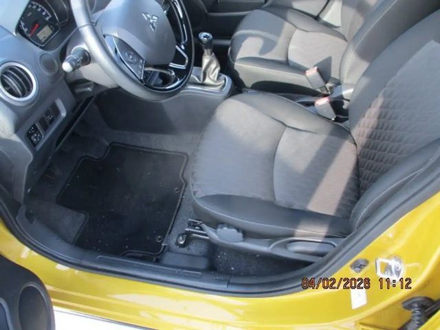 Mitsubishi Space Star Star