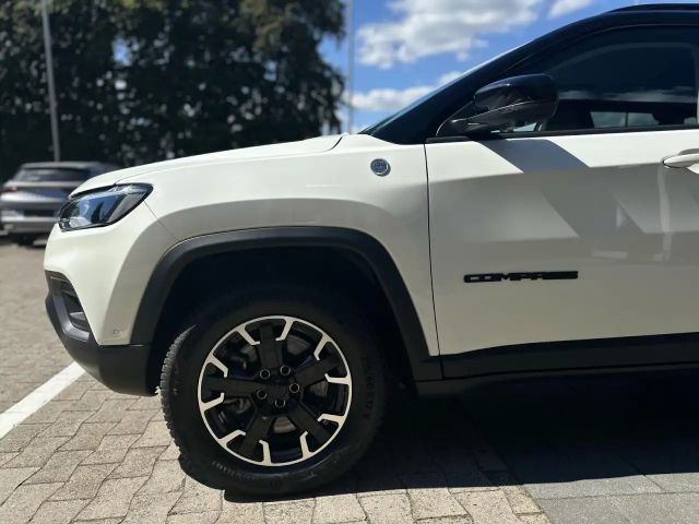 Jeep Compass 4x4 Hybrid Trailhawk