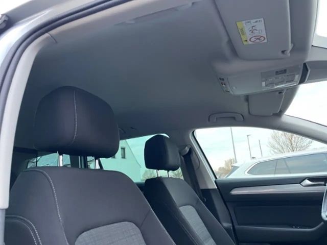 Volkswagen Passat 2.0 TDI Business DSG Variant
