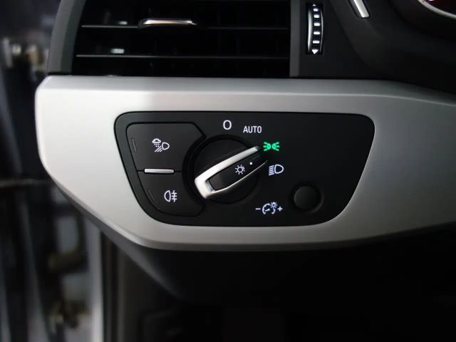 Audi A4 40 TDI Quattro S-Tronic Sedan