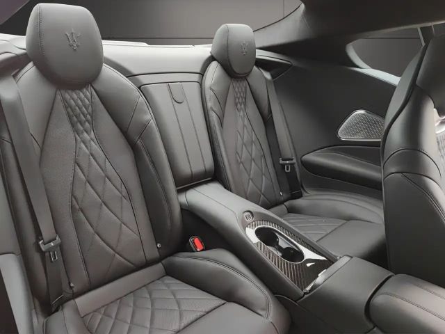 Maserati GranTurismo Modena