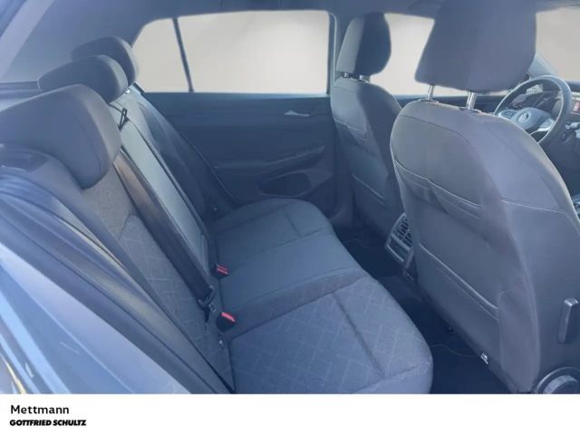 Volkswagen Golf 1.5 eTSI DSG Life