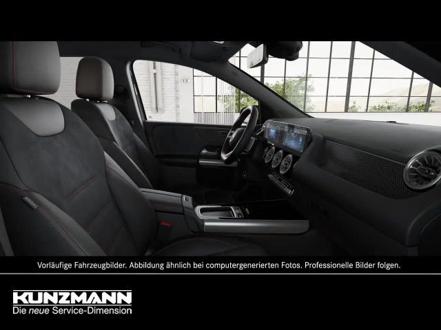 Mercedes-Benz B 180 AMG Line Sedan