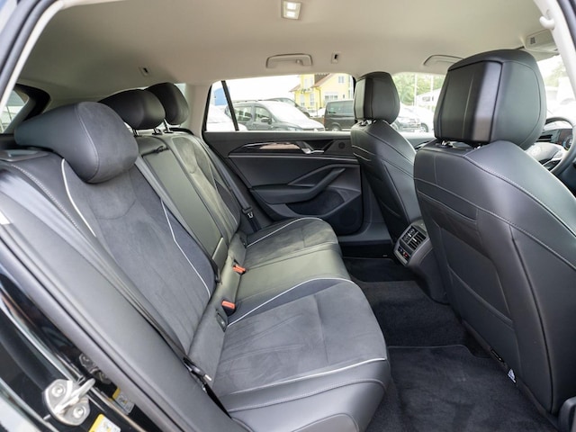 Volkswagen Passat 2.0 TDI Business DSG Variant