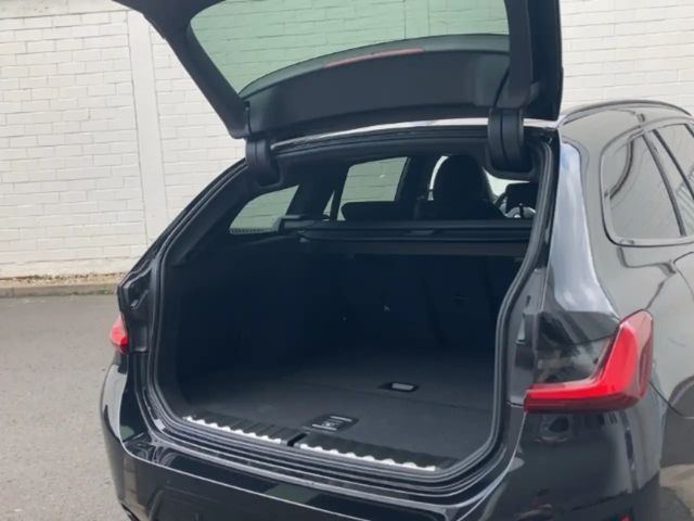 BMW 318 318d M-Sport Touring