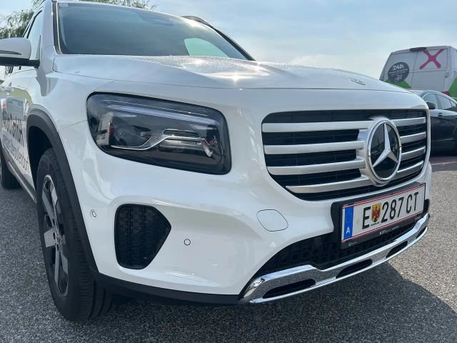 Mercedes-Benz GLB 200 4MATIC GLB 200 d