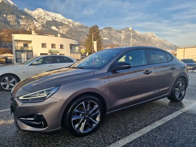 Hyundai i30 i301,5T-Aut. FASTBACK Keyless Full-Kamera-