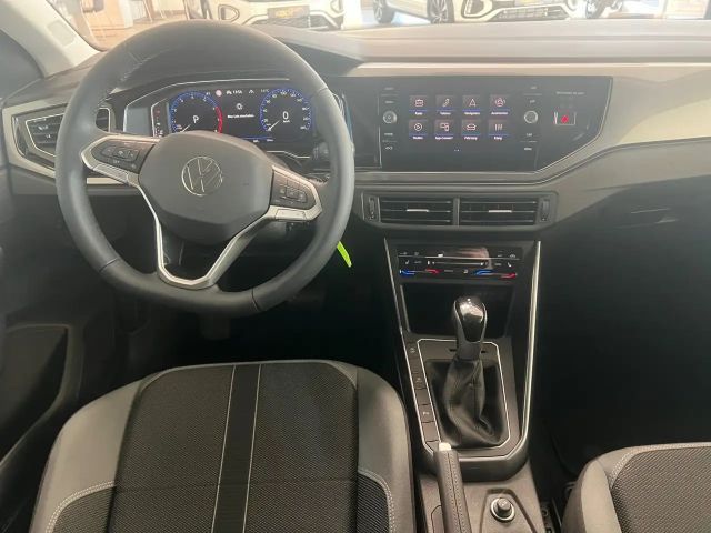 Volkswagen Polo 1.0 TSI DSG Style