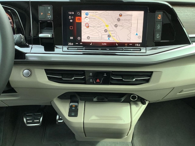 Volkswagen Multivan 2.0 TDI DSG Style T7