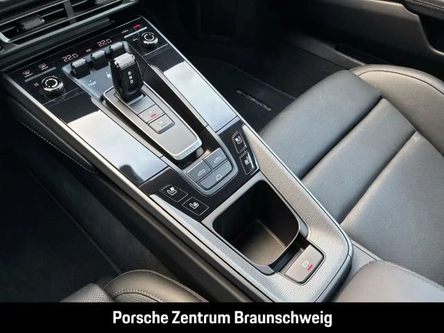 Porsche 992 4 Cabrio Carrera