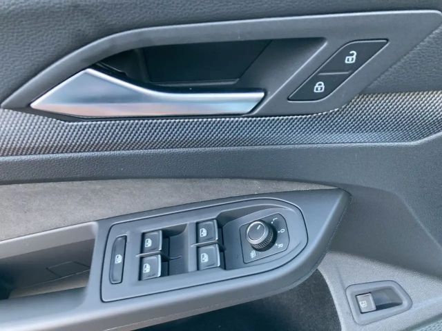 Volkswagen Golf GTE Style