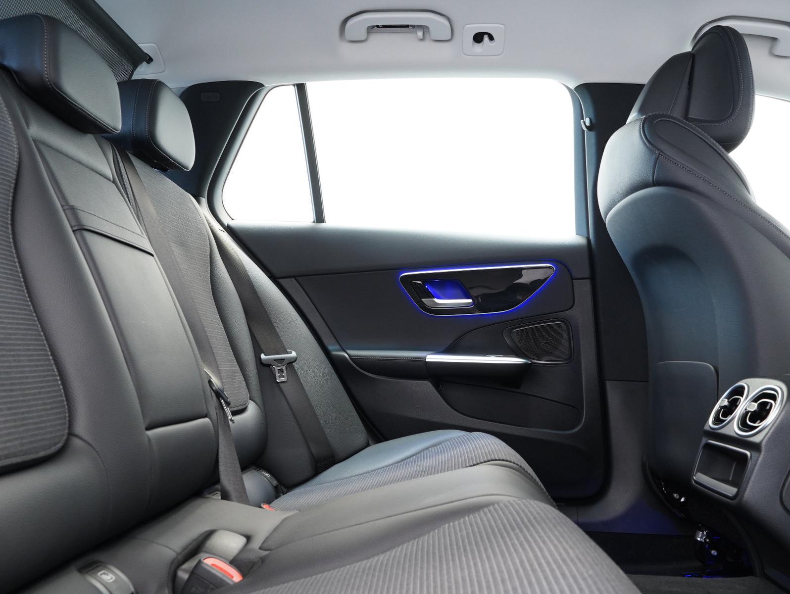 Mercedes-Benz C 200 AVANTGARDE C 200 d Estate