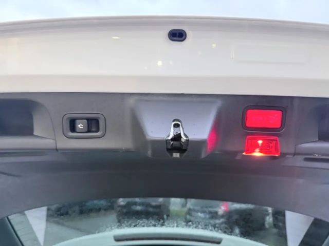 Mercedes-Benz CLA 200 AHK-el. klappb. Navi Digitales Cockpit LED El. Hec