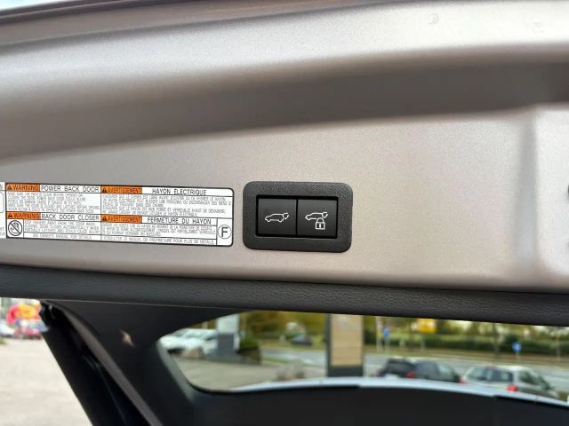 Toyota Corolla Cross Team D