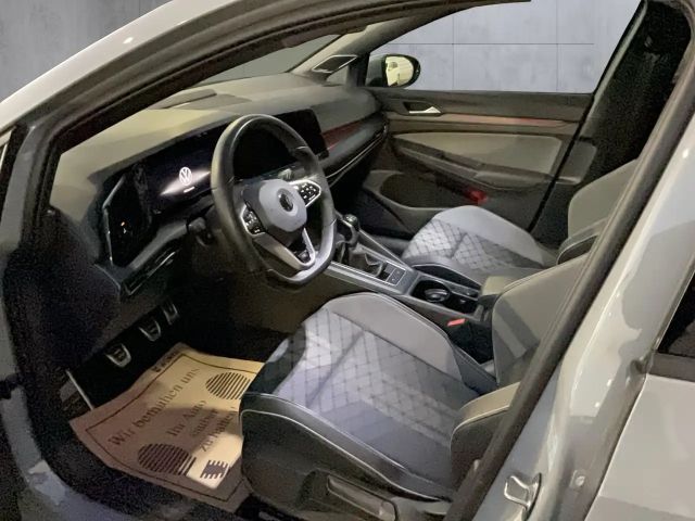 Volkswagen Golf R-Line Variant