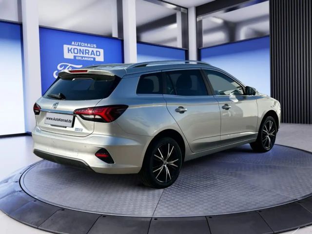 MG MG5 Luxury Standard range