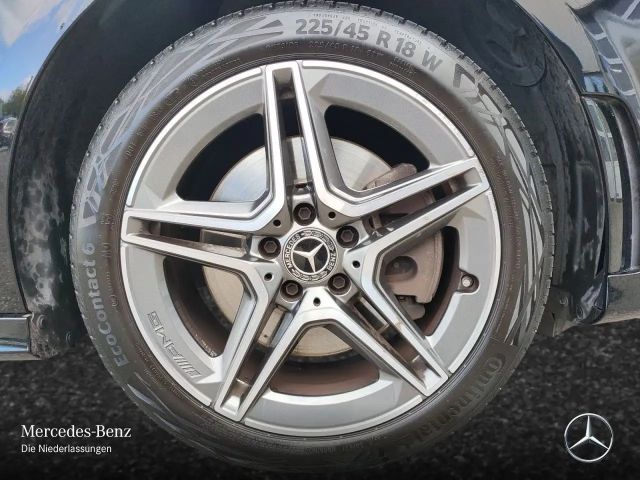 Mercedes-Benz A 250 A 250 e AMG Line