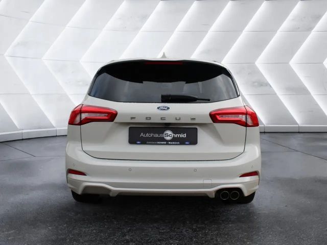 Ford Focus ST Line Wagon