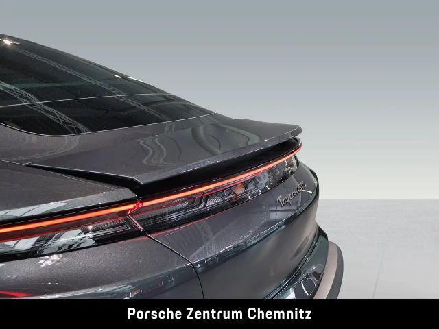 Porsche Taycan 4 GTS