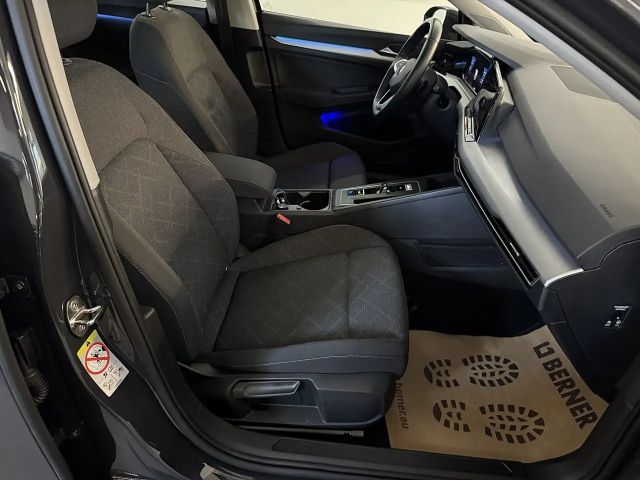 Volkswagen Golf DSG Life Variant