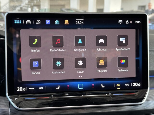 Volkswagen Golf 1.5 eTSI DSG Golf VIII