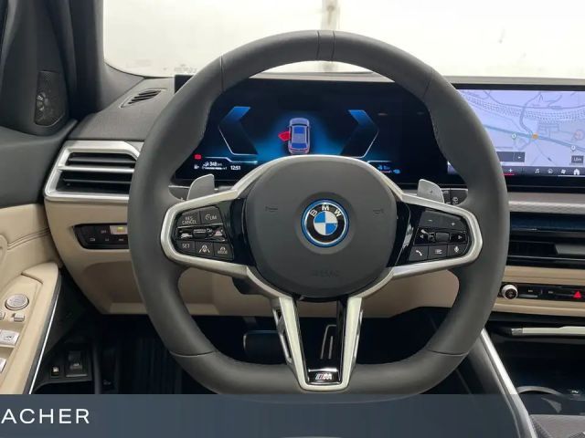 BMW 330 330e M-Sport Touring xDrive