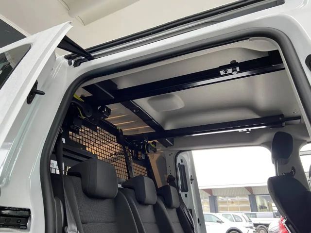 Opel Combo COMBO Cargo DOKA 1,5 131PS 8G Automatik