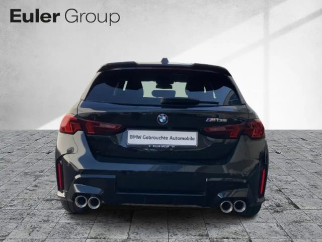 BMW 135 Sedan xDrive