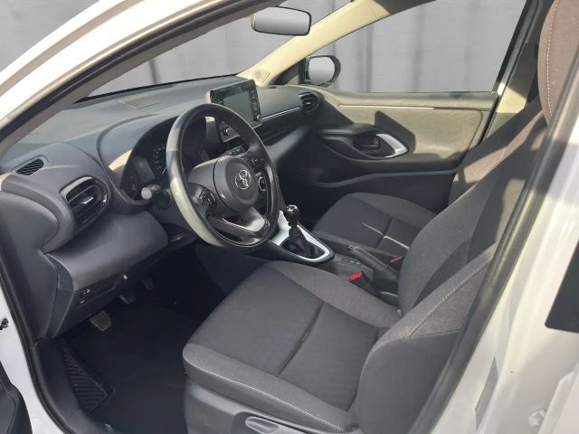 Toyota Yaris Active