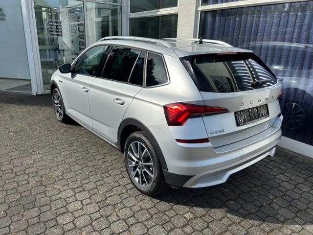 Skoda Kamiq Scout LED ACC SHZ RFK PDC beh.LR KLIMA ALU