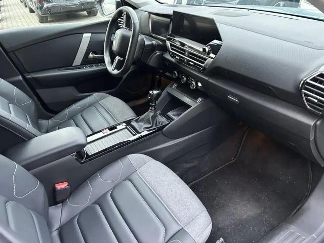 Citroën C4 PureTech Shine