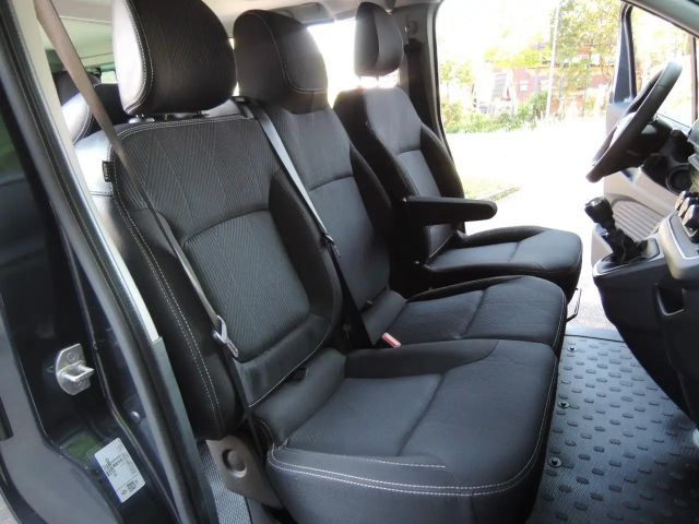 Renault Trafic Combi Grand dCi 150