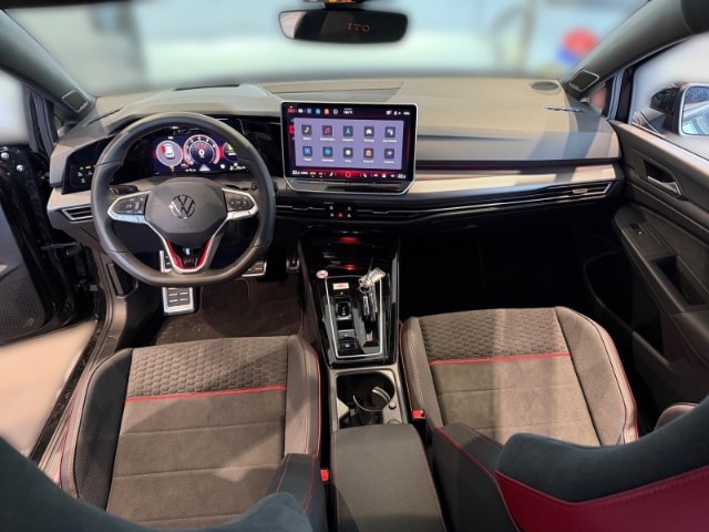 Volkswagen Golf 2.0 TSI Golf VIII