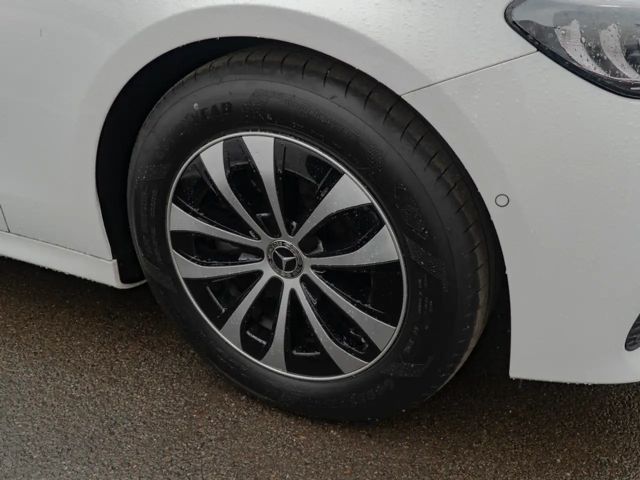 Mercedes-Benz E 200 AVANTGARDE Estate