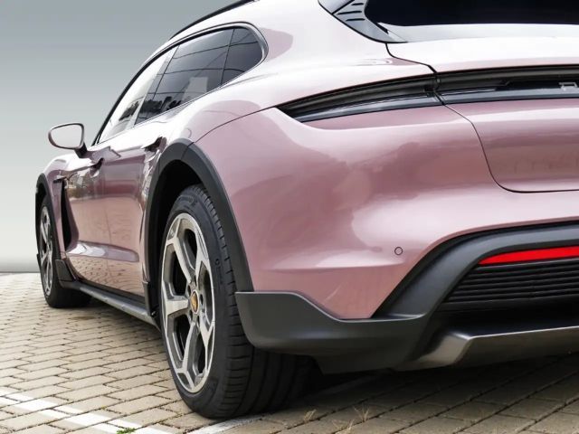 Porsche Taycan 4 Cross Turismo