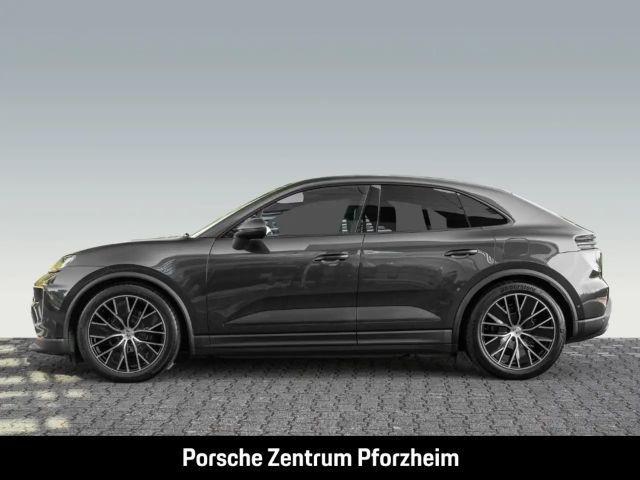 Porsche Macan 4