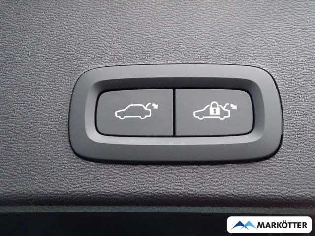 Volvo XC40 Dark Plus Recharge